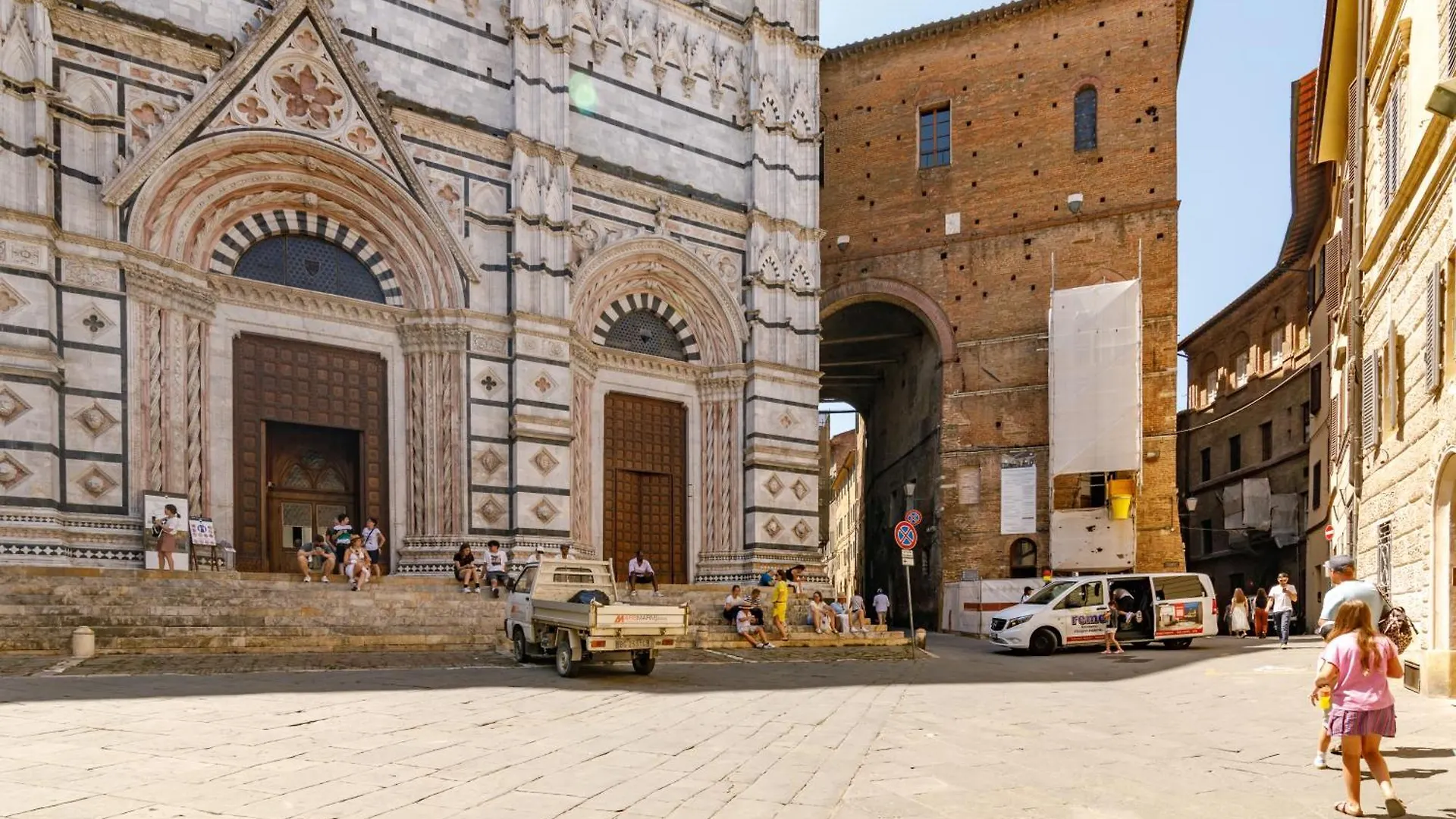 Duomo Chic Apartment Siena Italy