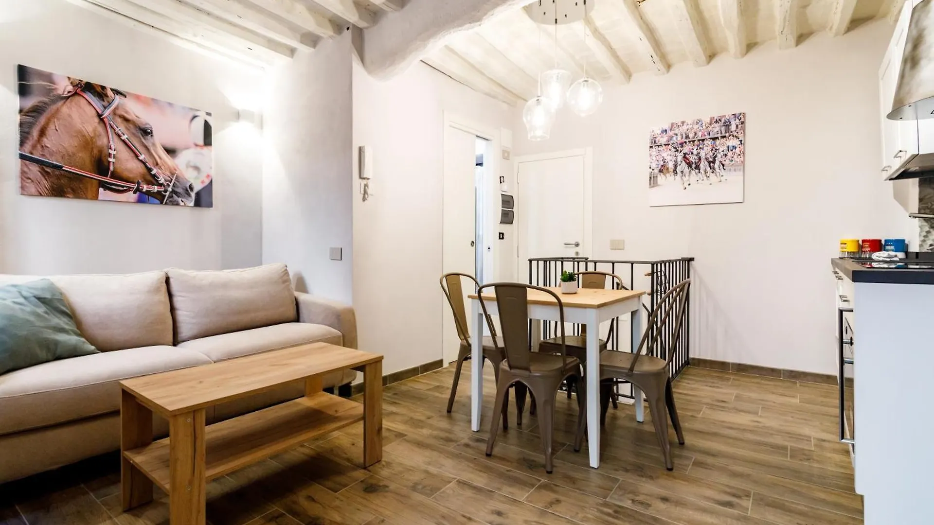 Duomo Chic Apartment Siena